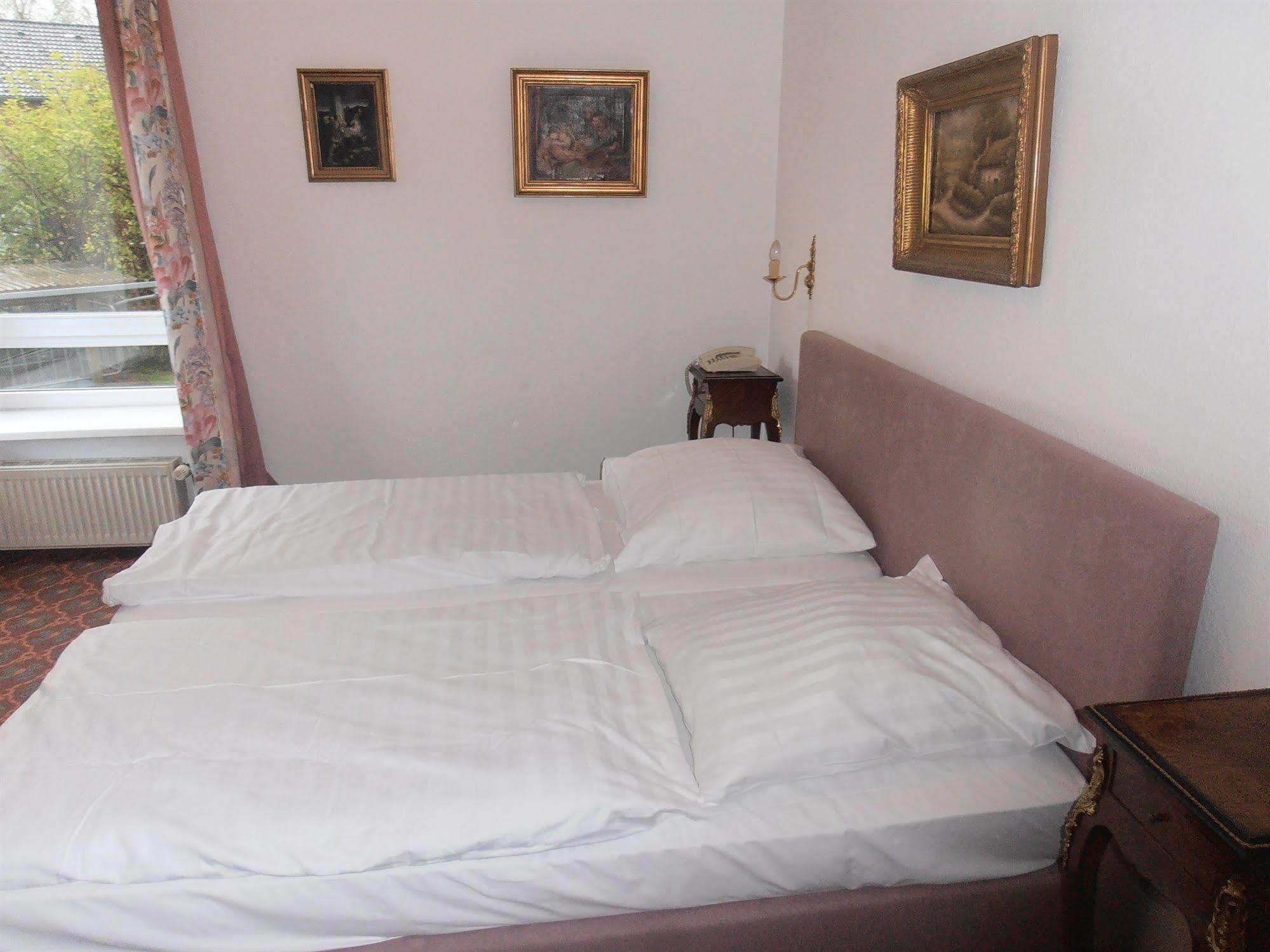 המבורג Hotel Blankenese מראה חיצוני תמונה