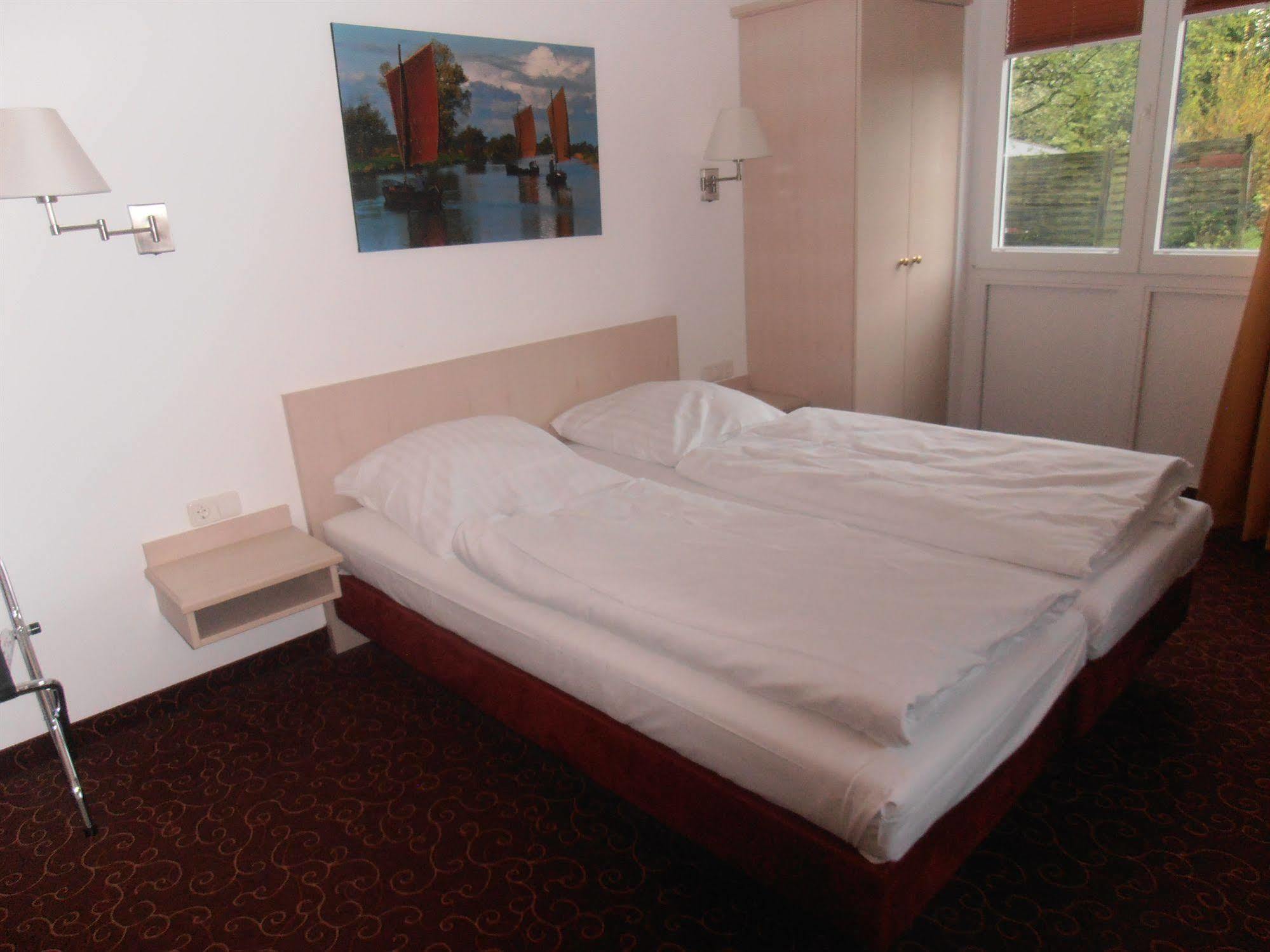 המבורג Hotel Blankenese מראה חיצוני תמונה